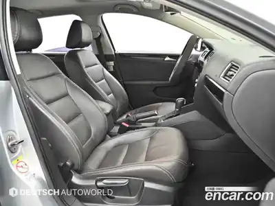 Volkswagen Jetta 2011 2.0 гидро в Москве № 1405727, миниатюра 10