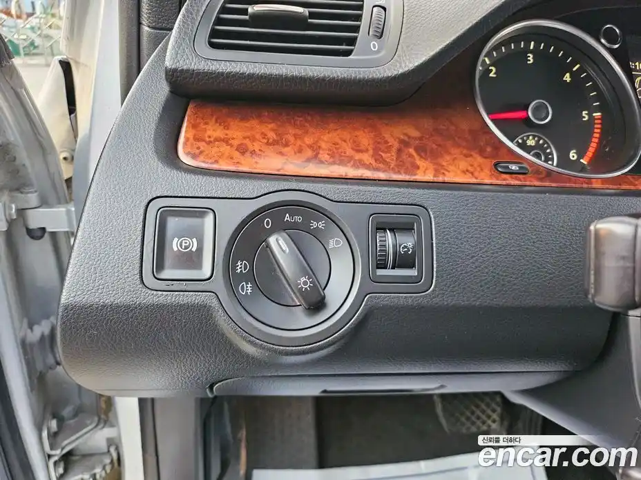 Volkswagen Passat 2011 2.0 гидро в Москве № 1405736, фото 18