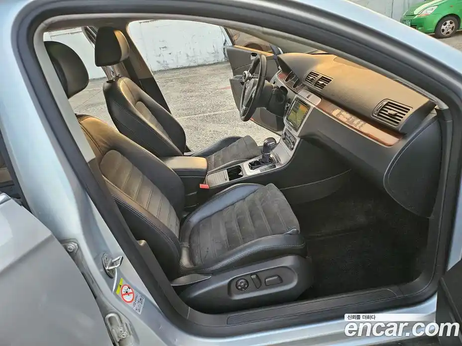Volkswagen Passat 2011 2.0 гидро в Москве № 1405736, фото 8