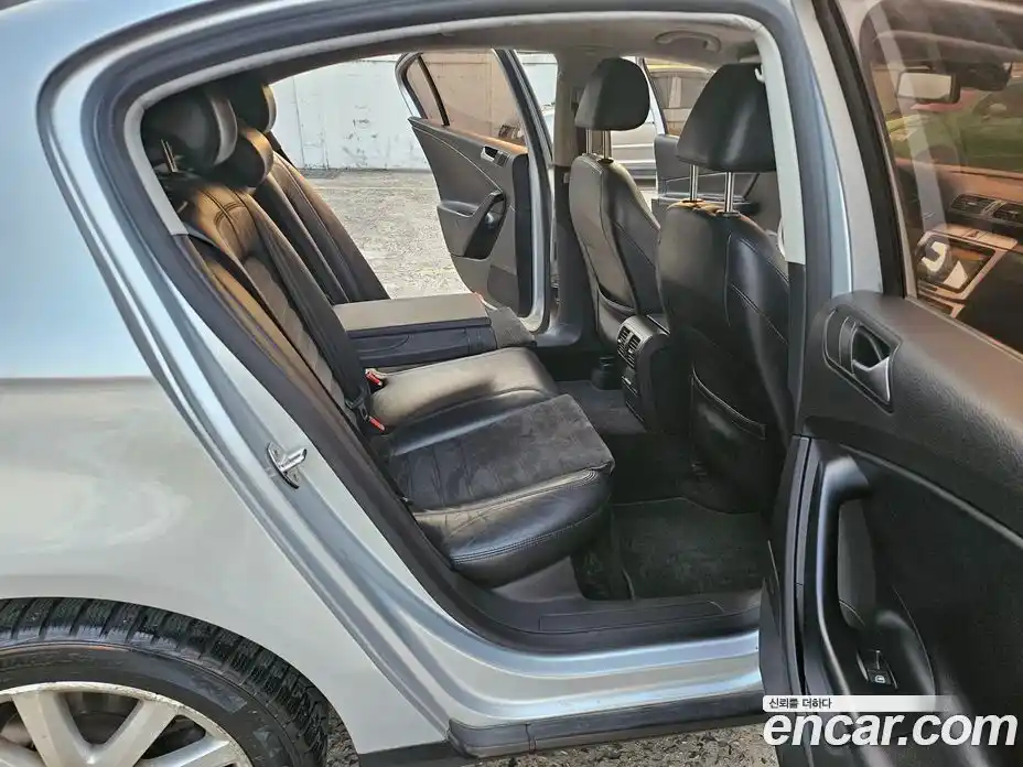 Volkswagen Passat 2011 2.0 гидро в Москве № 1405736, фото 9