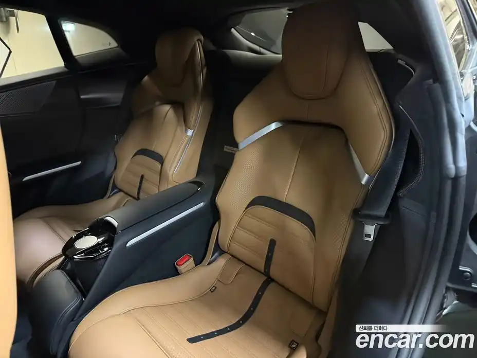 Ferrari Purosangue 2025 6.5 гидро в Москве № 1406387, фото 14