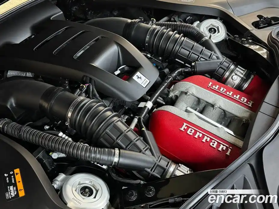 Ferrari Purosangue 2025 6.5 гидро в Москве № 1406387, фото 6