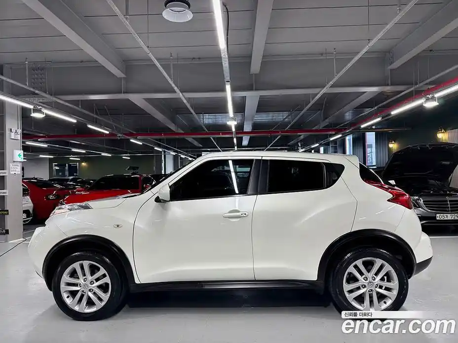 Nissan Juke 2014 1.6 гидро в Москве № 1406475, фото 4