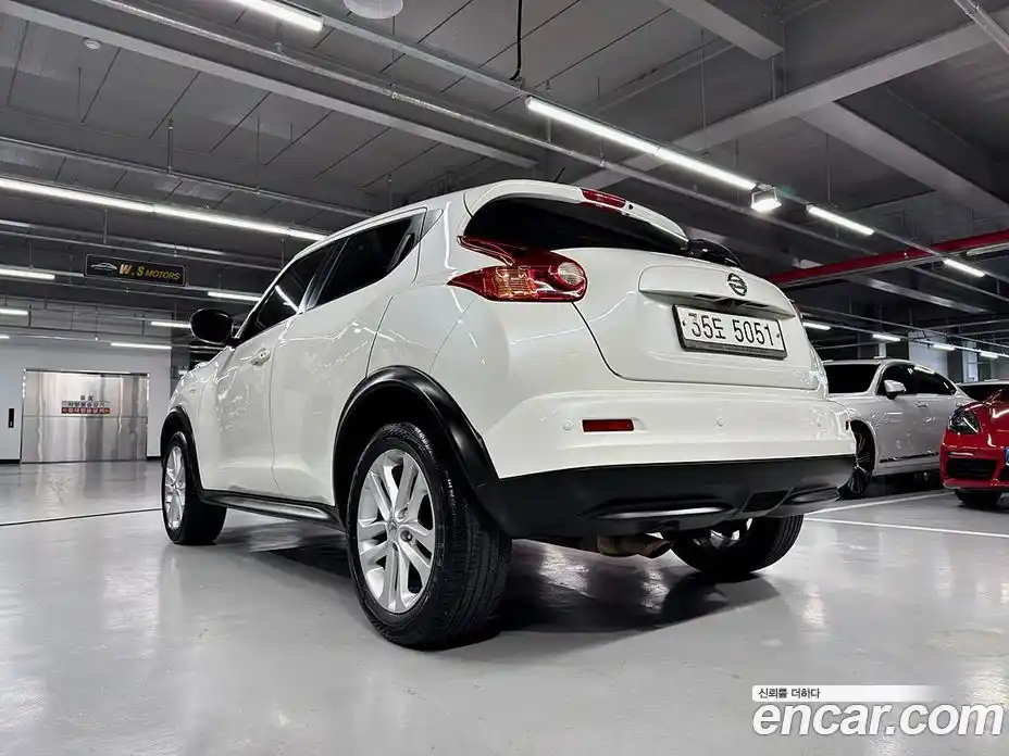 Nissan Juke 2014 1.6 гидро в Москве № 1406475, фото 6