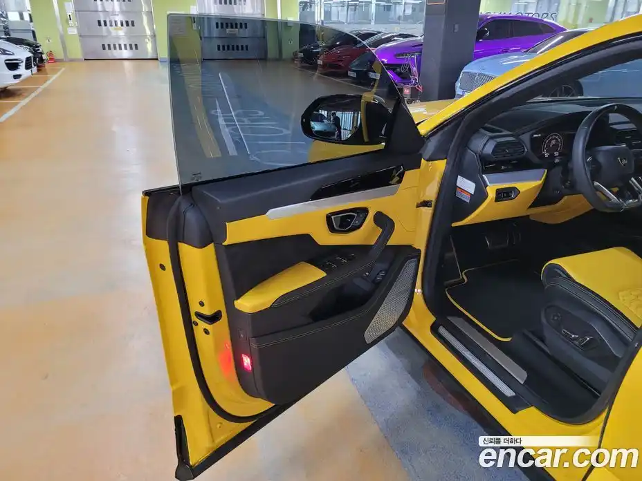 Lamborghini Urus 2021 4.0 гидро в Москве № 1406509, фото 9