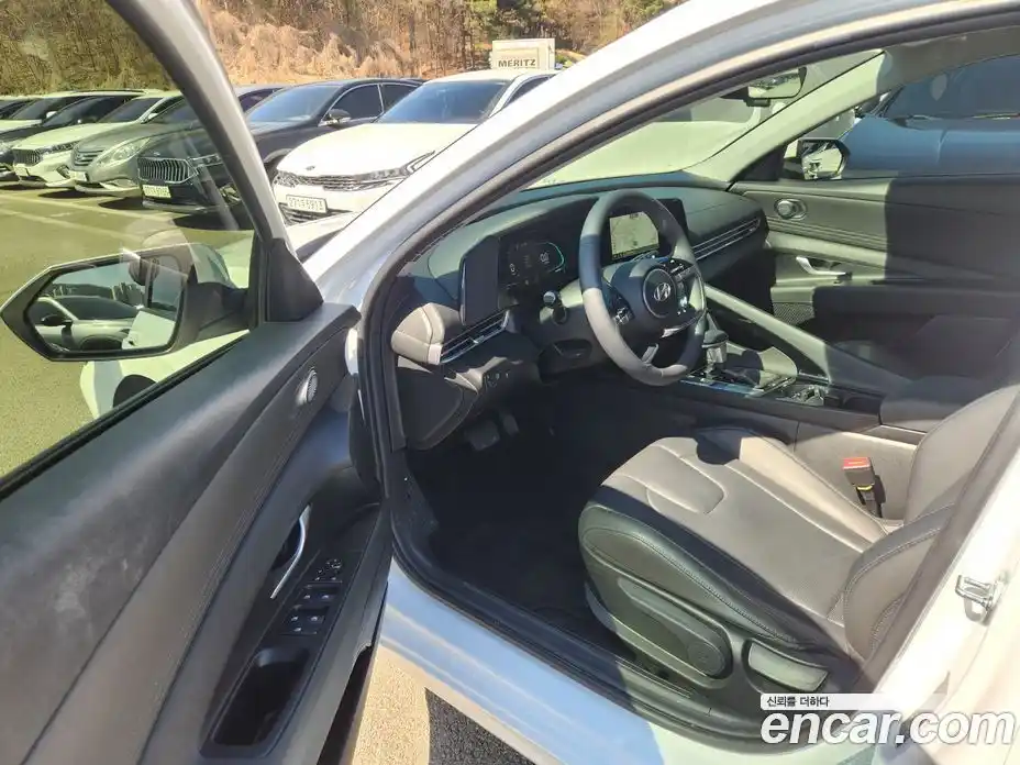 Hyundai Avante 2025 1.6 гидро в Москве № 1416943, фото 7