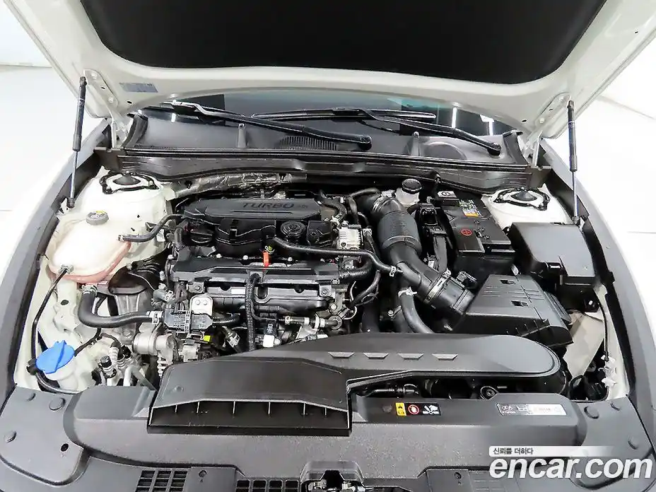 Hyundai Sonata 2024 1.6 гидро в Москве № 1417355, фото 6