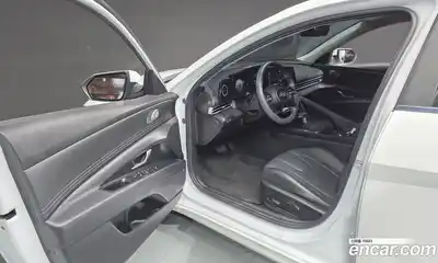 Hyundai Avante 2024 1.6 Автомат в Москве № 1417508, миниатюра 10