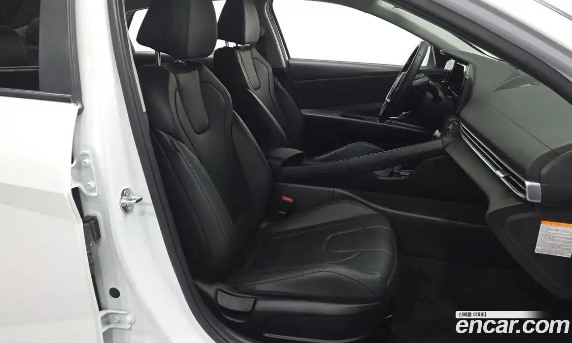 Hyundai Avante 2024 1.6 Автомат в Москве № 1417621, фото 12