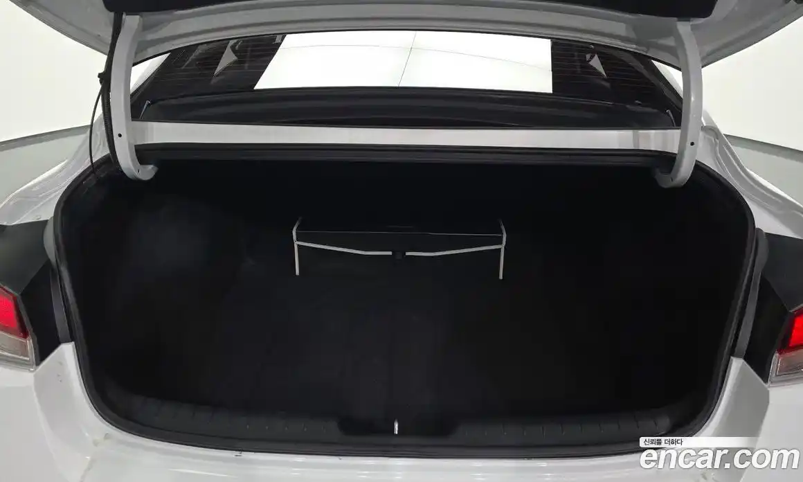 Hyundai Avante 2024 1.6 Автомат в Москве № 1417621, фото 20