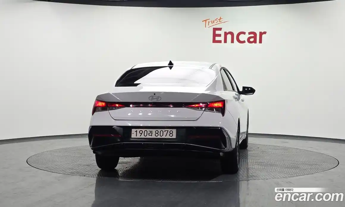 Hyundai Avante 2024 1.6 Автомат в Москве № 1417621, фото 4