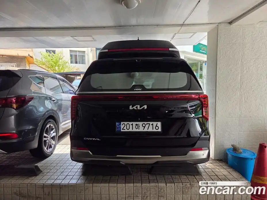 Kia Canival 2025 3.5 гидро в Москве № 1417872, фото 3