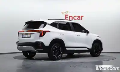 Kia Seltos 2023 1.6 гидро в Москве № 1417985, миниатюра 2