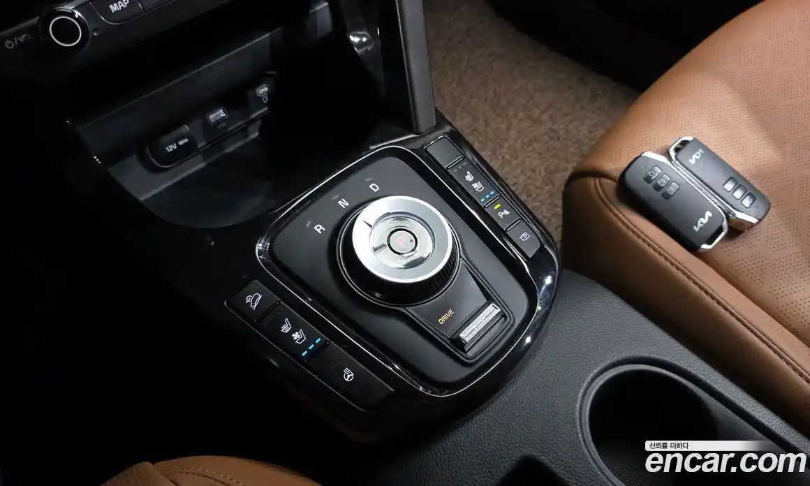 Kia Seltos 2023 1.6 гидро в Москве № 1417985, фото 9