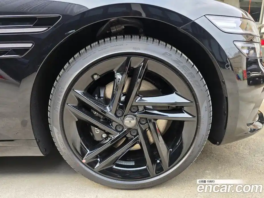 Genesis G80 2026 2.5 гидро в Москве № 1418436, фото 6