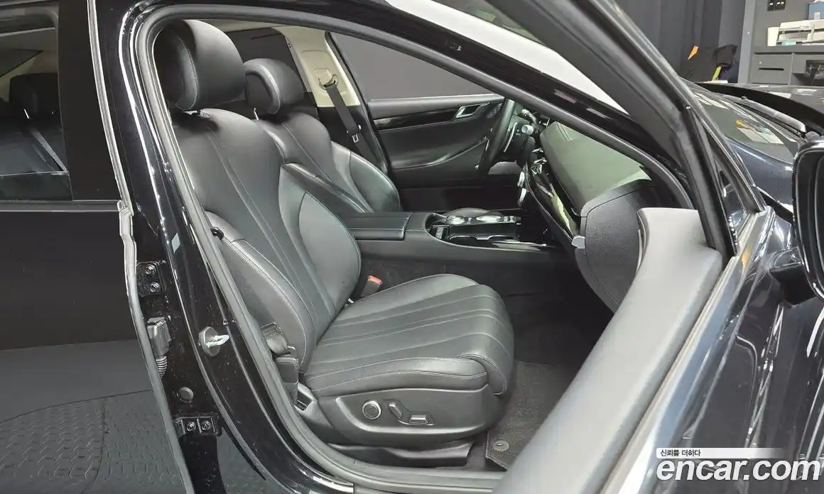 Genesis G80 2021 2.5 Автомат в Москве № 1418466, фото 12