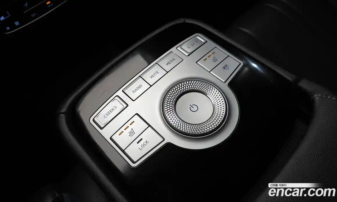 Genesis G80 2021 2.5 Автомат в Москве № 1418466, фото 17