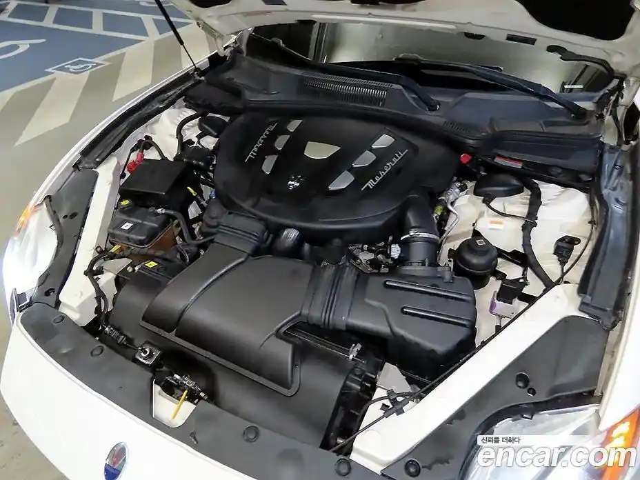 Maserati Quattroporte 2017 3.0 гидро в Москве № 1418677, фото 19