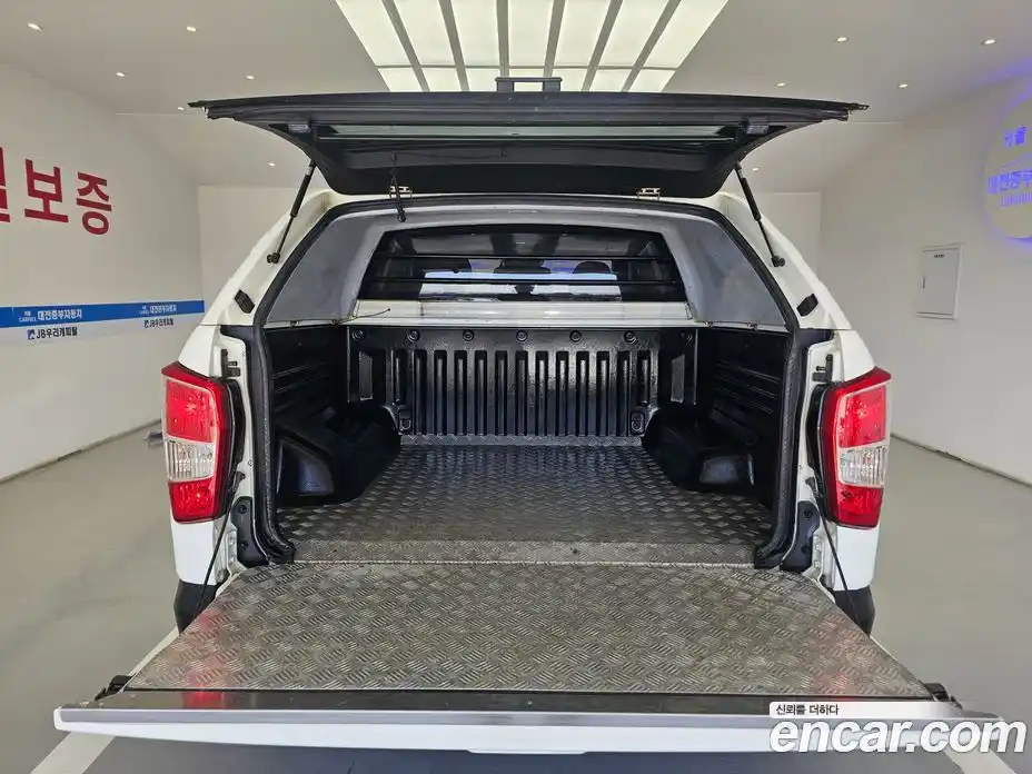 SsangYong Rexton 2019 2.2 Автомат в Москве № 1419347, фото 16