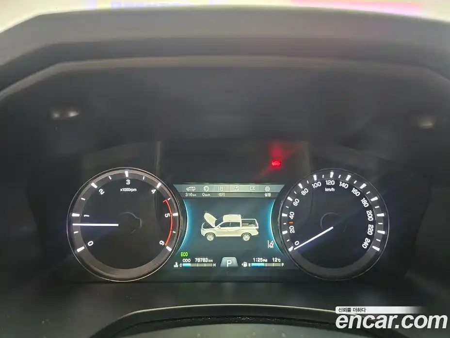 SsangYong Rexton 2019 2.2 Автомат в Москве № 1419347, фото 8