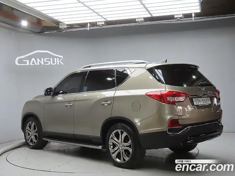 SsangYong Rexton 2017 2.2 Автомат в Москве № 1419480, фото 3