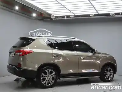 SsangYong Rexton 2017 2.2 Автомат в Москве № 1419480, миниатюра 4