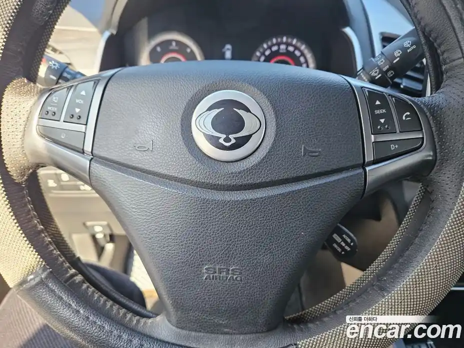 SsangYong Korando 2016 2.2 Автомат в Москве № 1419538, фото 9