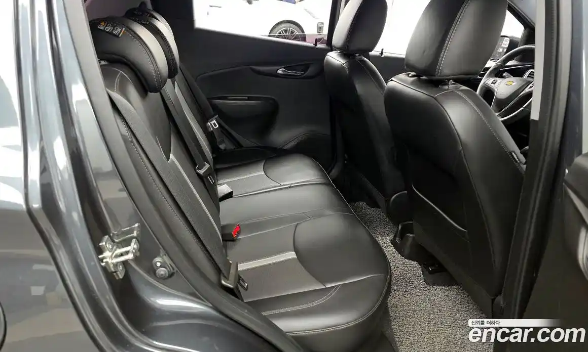 Chevrolet Spark 2019 1.0 гидро в Москве № 1419585, фото 11