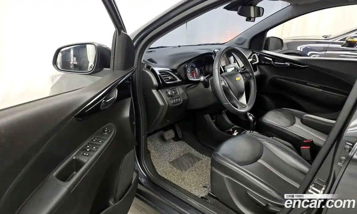Chevrolet Spark 2019 1.0 гидро в Москве № 1419585, фото 10
