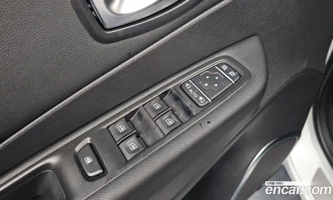 Renault QM3 2018 1.5 гидро в Москве № 1420941, фото 12