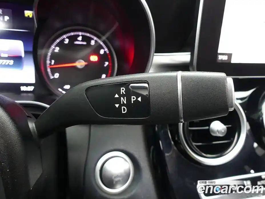 Mercedes-Benz C-Class 2017 2.0 гидро в Москве № 1422129, фото 9