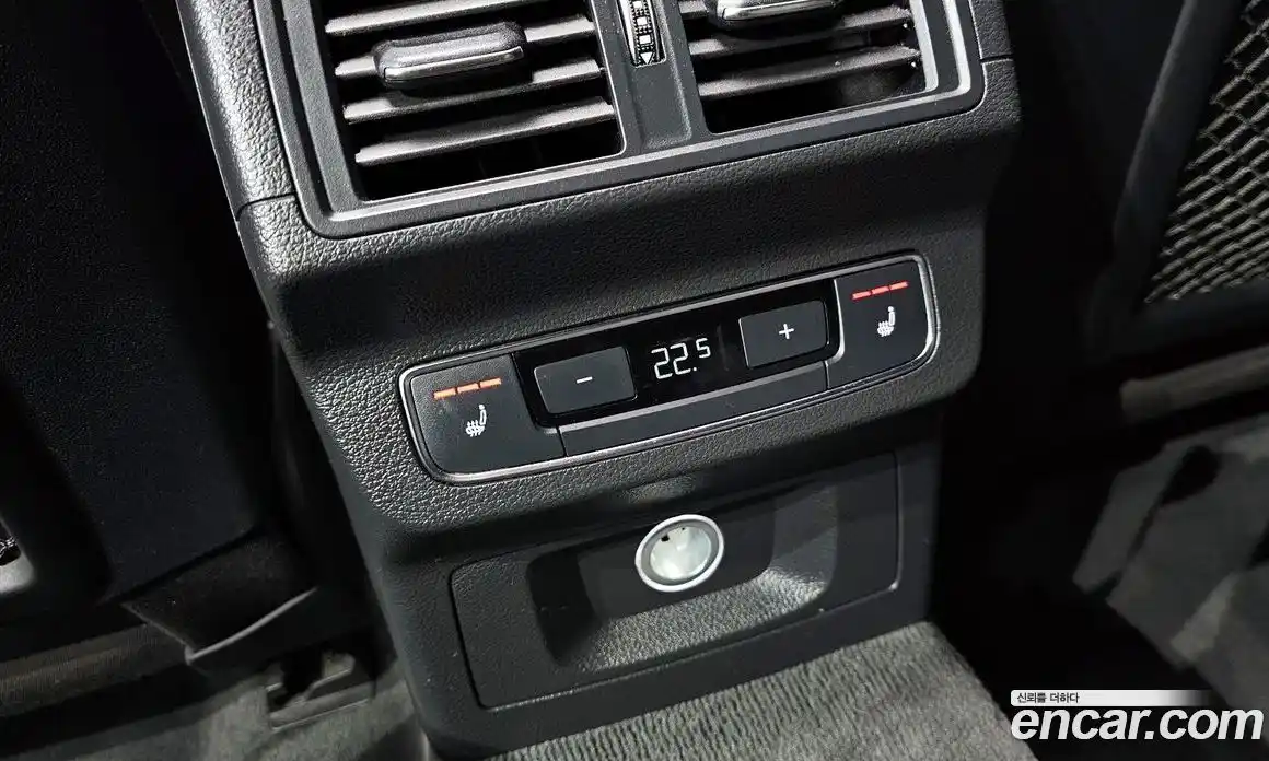 Audi Q5 2020 2.0 гидро в Москве № 1422347, фото 17