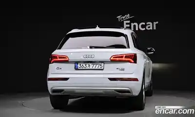 Audi Q5 2020 2.0 гидро в Москве № 1422347, миниатюра 4