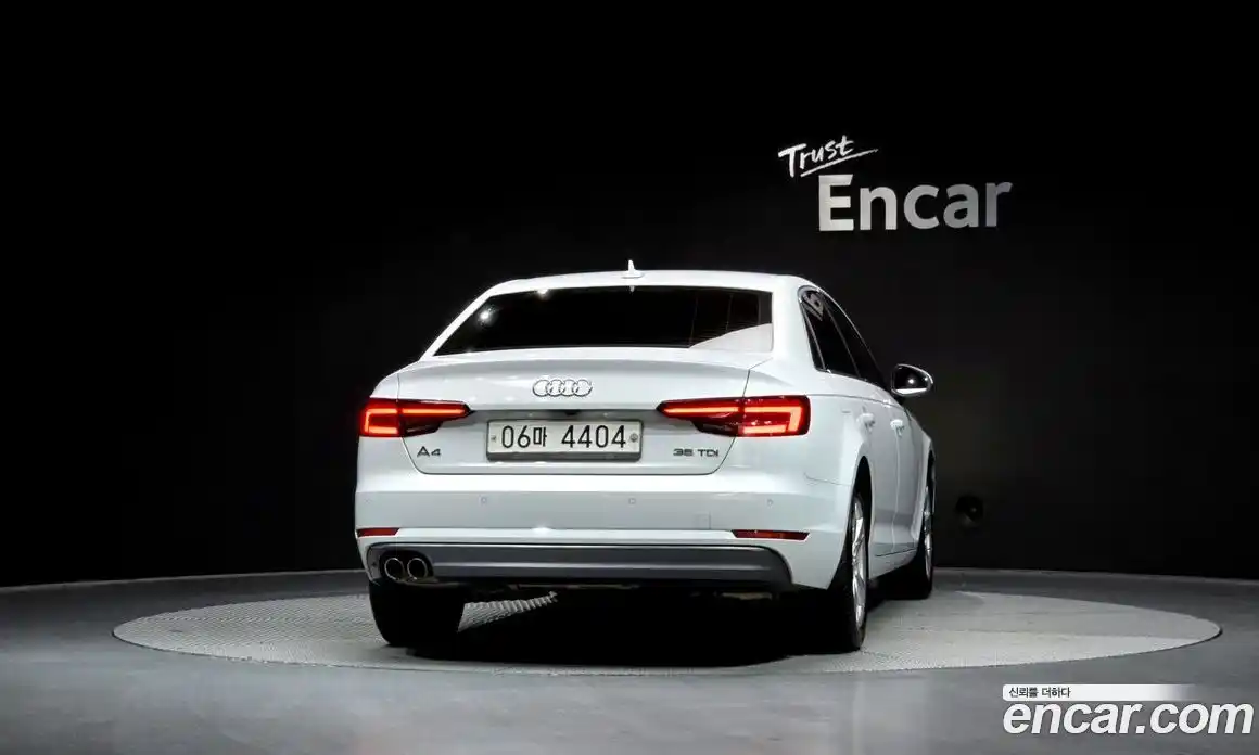 Audi A4 2018 2.0 гидро в Москве № 1422393, фото 4