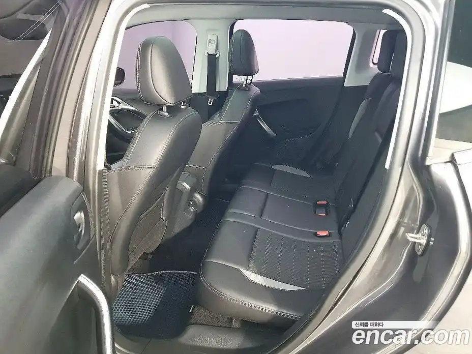 Peugeot 2008 2015 1.6 гидро в Москве № 1422464, фото 11