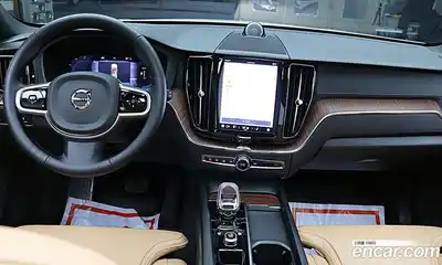 Volvo XC60 2025 2.0 гидро в Москве № 1422930, миниатюра 6