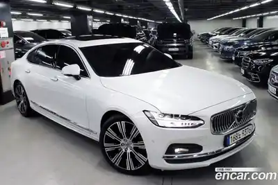 Volvo S90, 2022