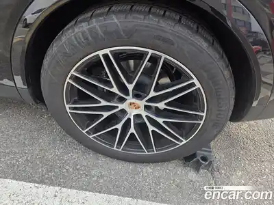 Porsche Cayenne 2025 3.0 гидро в Москве № 1423168, миниатюра 5