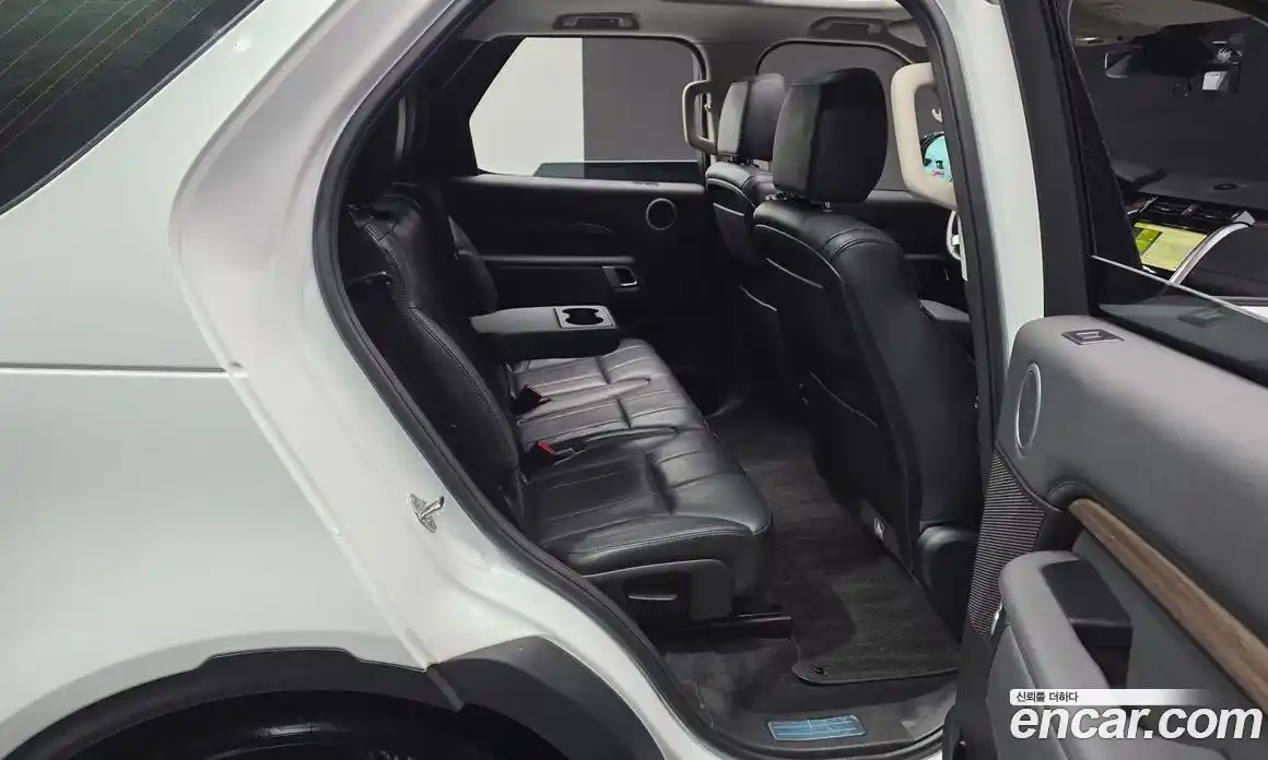 Land Rover Discovery 2017 3.0 гидро в Москве № 1423326, фото 12