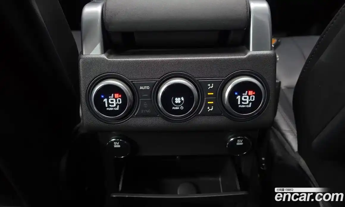 Land Rover Discovery 2017 3.0 гидро в Москве № 1423326, фото 19