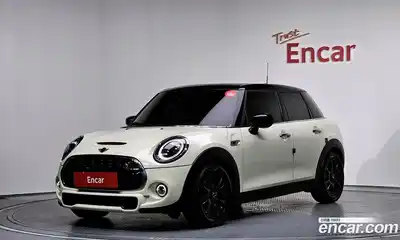 Mini Cooper, 2021