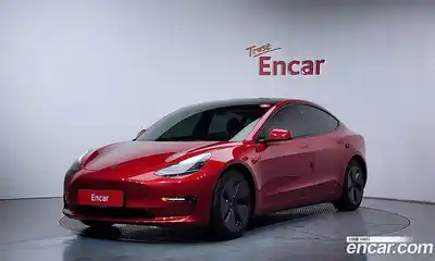 Tesla Model 3, 2022