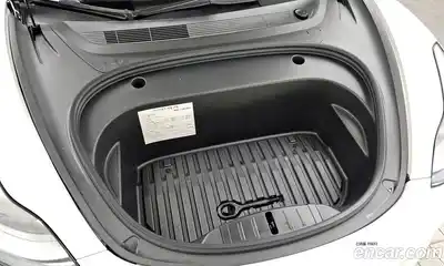 Tesla Model 3 2022 0.2 гидро в Москве № 1423866, миниатюра 6