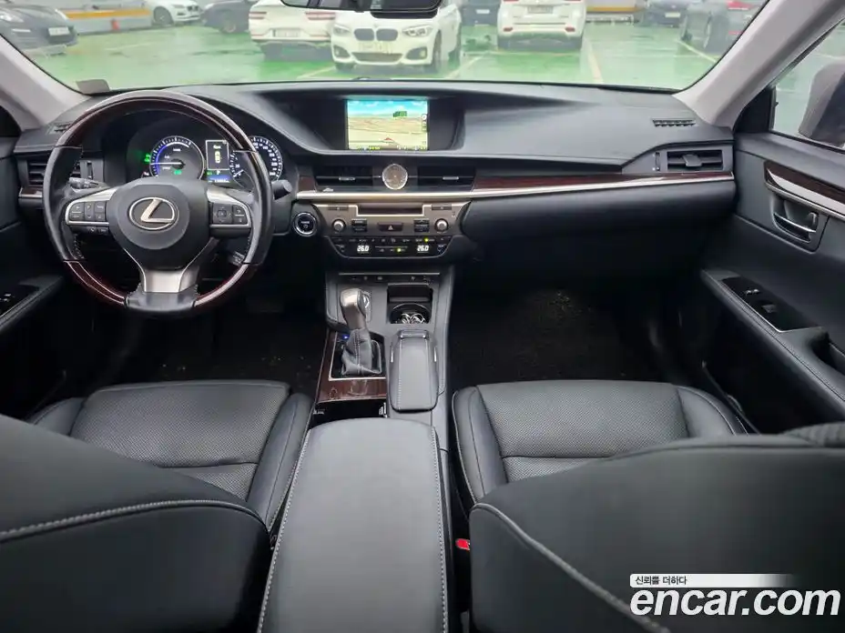 Lexus ES 2017 2.5 гидро в Москве № 1424049, фото 9