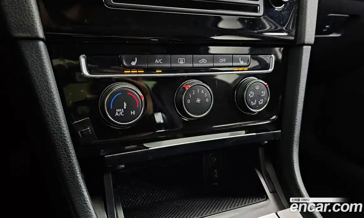 Volkswagen Golf 2013 1.6 гидро в Москве № 1424124, фото 17