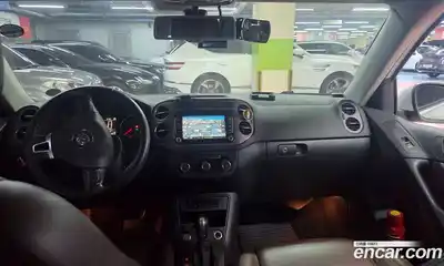 Volkswagen Tiguan 2014 2.0 гидро в Москве № 1424199, миниатюра 11