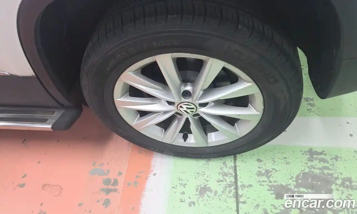 Volkswagen Tiguan 2014 2.0 гидро в Москве № 1424199, фото 7