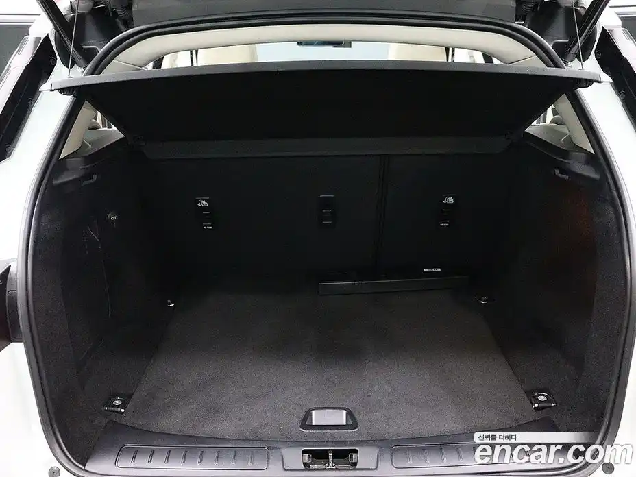 Land Rover Range-Rover Evoque 2018 2.0 гидро в Москве № 156114, фото 20
