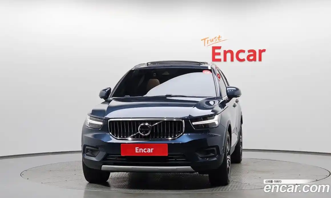 Volvo XC40 2021 2.0 гидро в Москве № 164494, фото 3