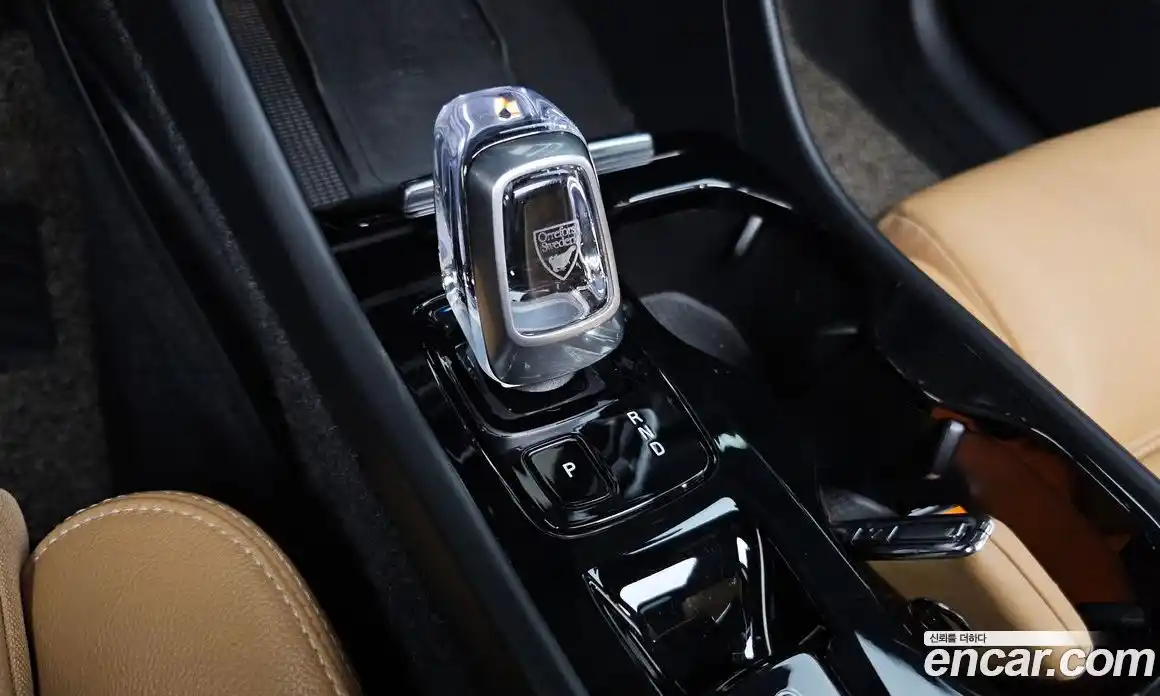 Volvo XC40 2021 2.0 гидро в Москве № 164494, фото 9